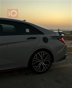 هیوندای ئەلەنترا